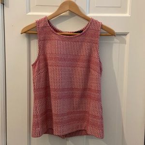 Summer sleeveless top